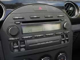 Mazda MX-5 (2007) thumbnail 17
