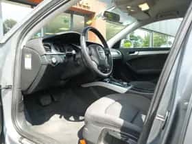 Audi A4 (2010) thumbnail 11