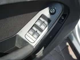 Audi A4 (2010) thumbnail 12