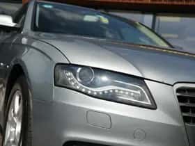 Audi A4 (2010) thumbnail 7