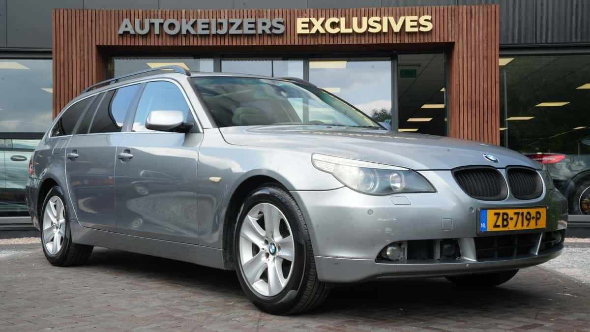 BMW 5-Serie (2004) — foto 1