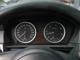 BMW 5-Serie (2004) thumbnail 13