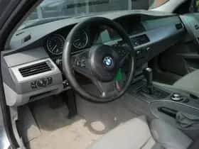 BMW 5-Serie (2004) thumbnail 18
