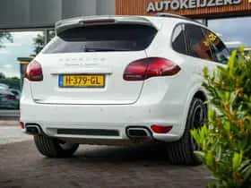 Porsche Cayenne (2012) thumbnail 11