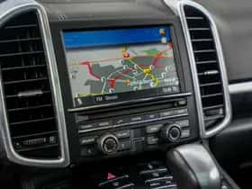 Porsche Cayenne (2012) thumbnail 18