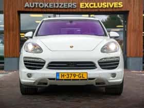 Porsche Cayenne (2012) thumbnail 7