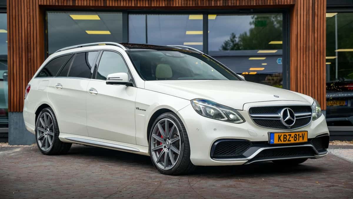 Mercedes-Benz E-Klasse (2014) — foto 1