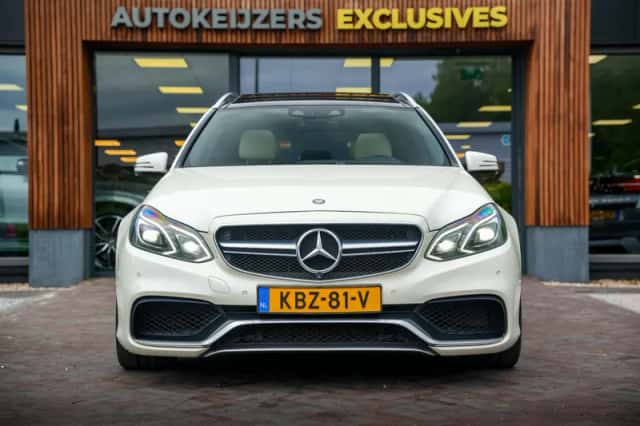 Mercedes-Benz E-Klasse (2014) thumbnail 3
