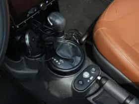 MINI Cabrio (2005) thumbnail 21