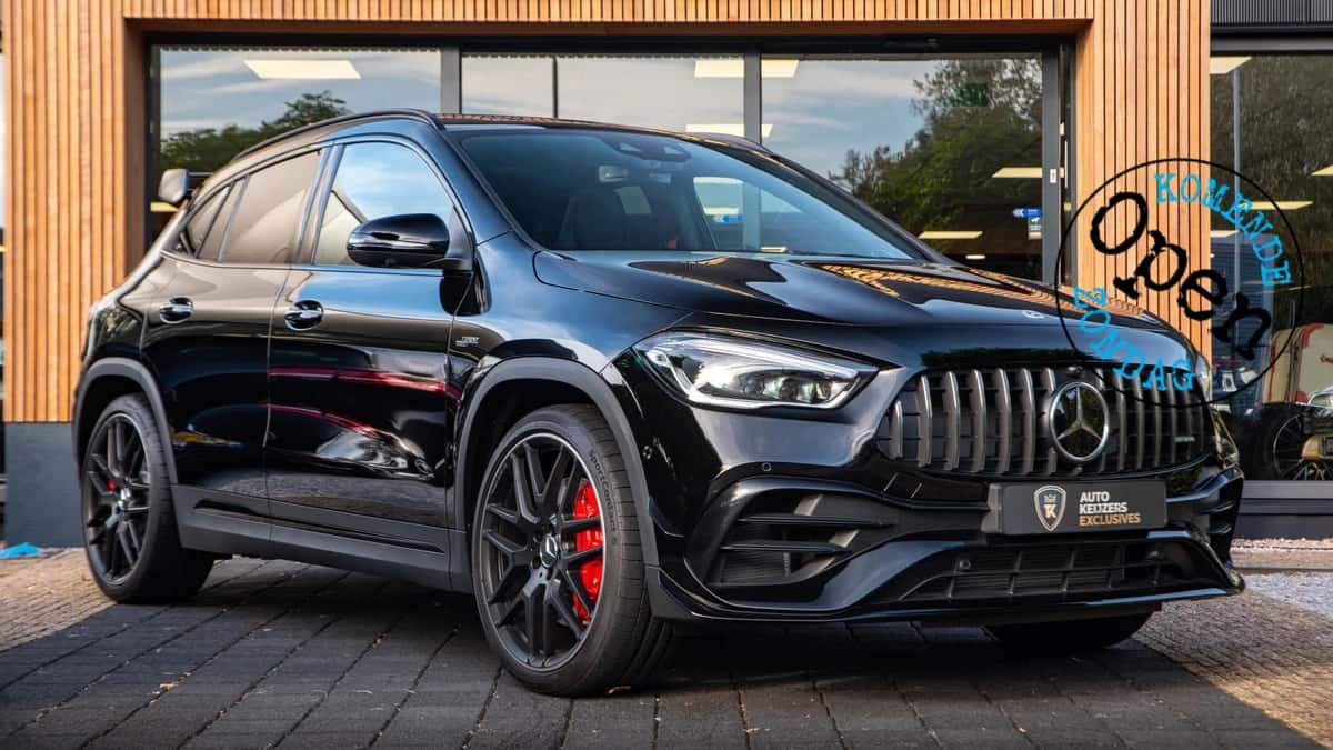 Mercedes-Benz GLA (2024) — foto 1