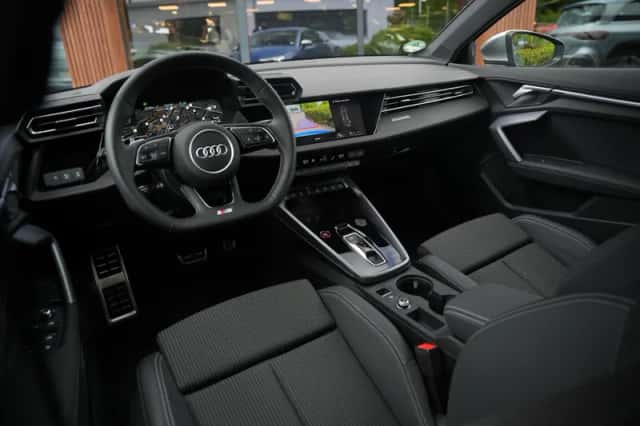 Audi A3 (2024) thumbnail 4