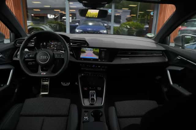Audi A3 (2024) thumbnail 6