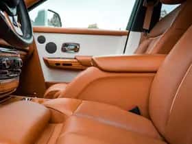 Rolls-Royce Phantom (2020) thumbnail 53