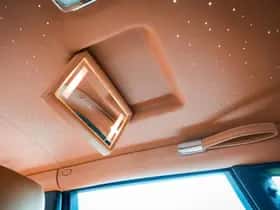 Rolls-Royce Phantom (2020) thumbnail 63