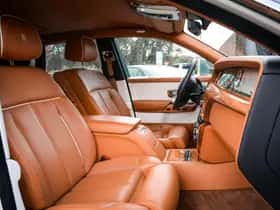 Rolls-Royce Phantom (2020) thumbnail 71