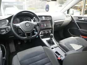 Volkswagen Golf (2013) thumbnail 2