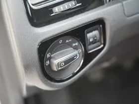 Volkswagen Golf (2013) thumbnail 17