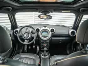 MINI Countryman (2011) thumbnail 2
