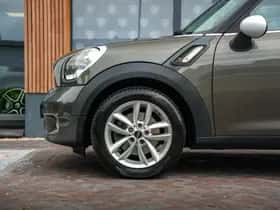 MINI Countryman (2011) thumbnail 12