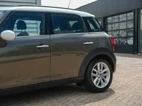 MINI Countryman (2011) thumbnail 26