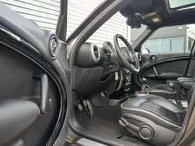 MINI Countryman (2011) thumbnail 6