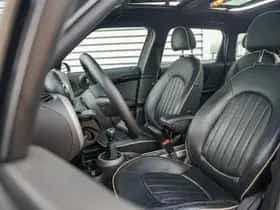 MINI Countryman (2011) thumbnail 8