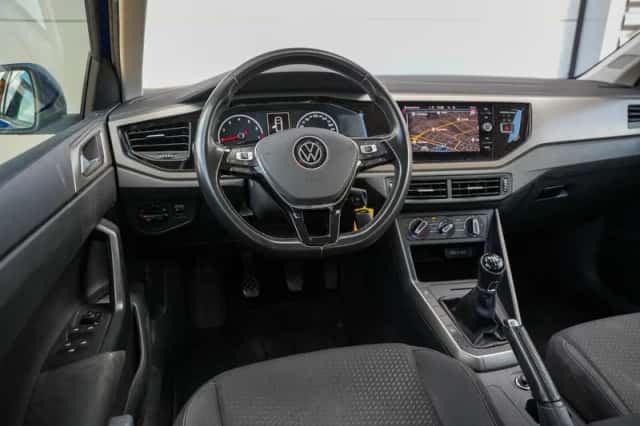 Volkswagen Polo (2021) thumbnail 4