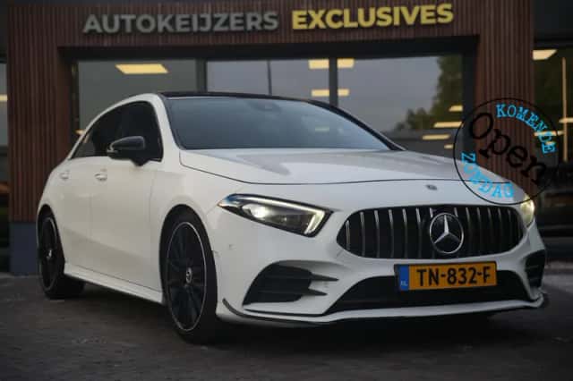 Mercedes-Benz A-Klasse (2018) thumbnail 1
