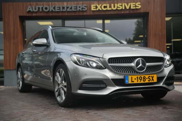 Mercedes-Benz C-Klasse (2015) thumbnail 1