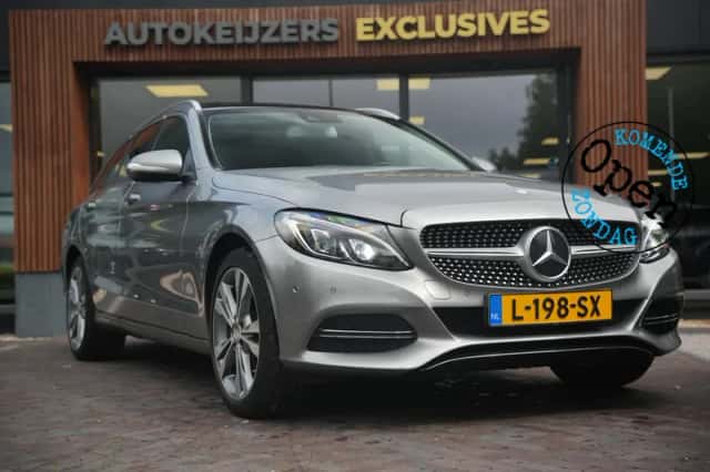 Mercedes-Benz C-Klasse (2015) thumbnail 1