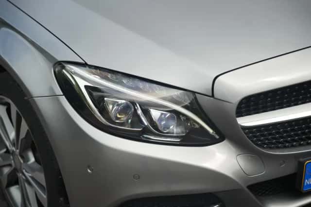 Mercedes-Benz C-Klasse (2015) thumbnail 4