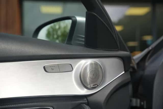 Mercedes-Benz C-Klasse (2015) thumbnail 6