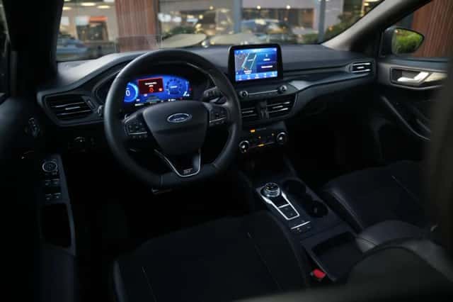 Ford Focus (2020) thumbnail 2