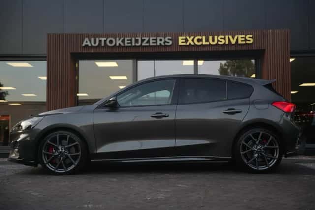 Ford Focus (2020) thumbnail 5