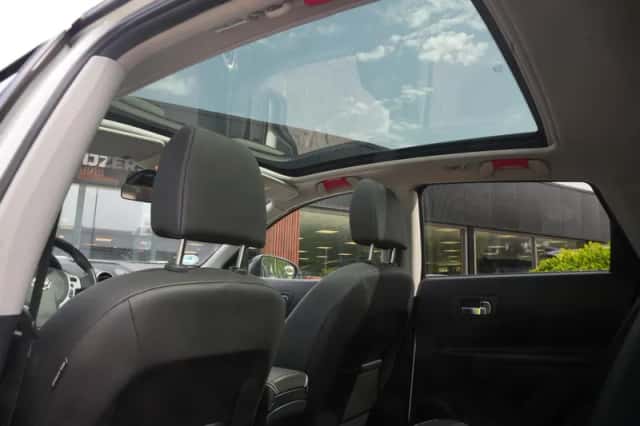 Nissan Qashqai (2013) thumbnail 4