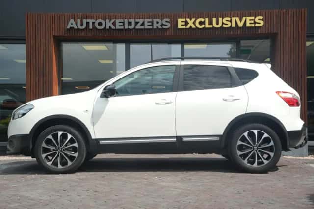 Nissan Qashqai (2013) thumbnail 5