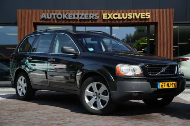 Volvo XC90 (2003) thumbnail 1