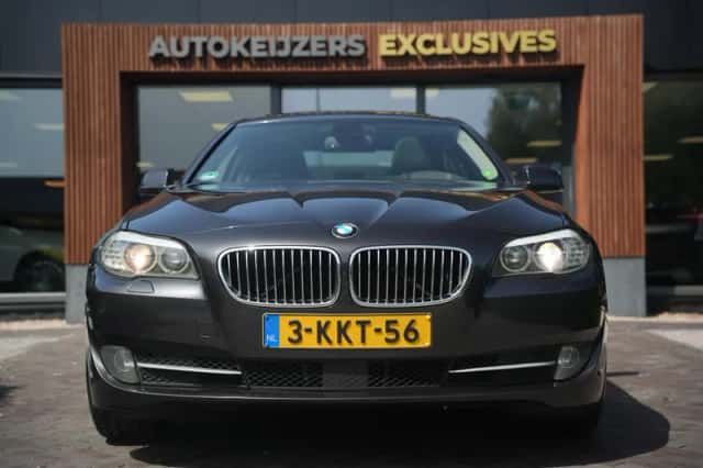 BMW 5-Serie (2012) thumbnail 3