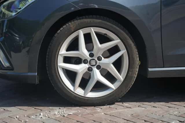 SEAT Ibiza (2020) thumbnail 5