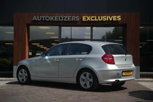 BMW 1-Serie (2008) thumbnail 5