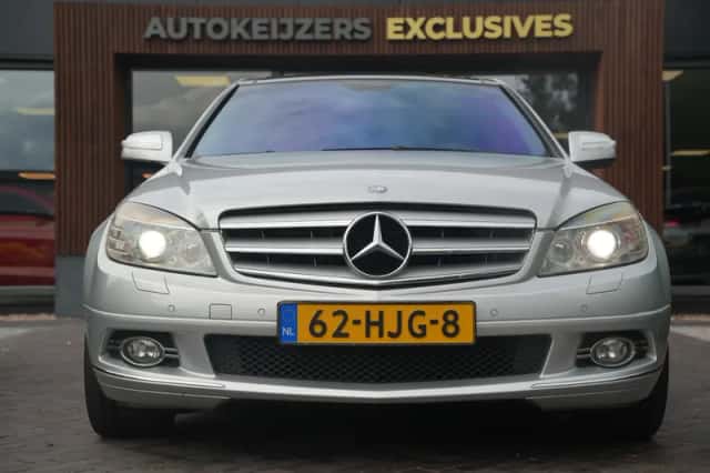 Mercedes-Benz C-Klasse (2009) thumbnail 3