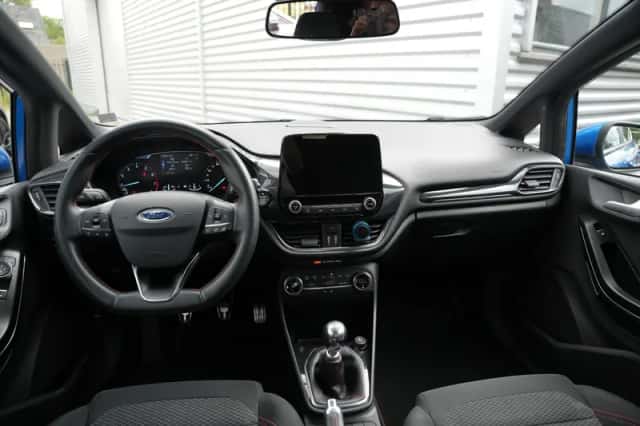 Ford Fiesta (2019) thumbnail 2