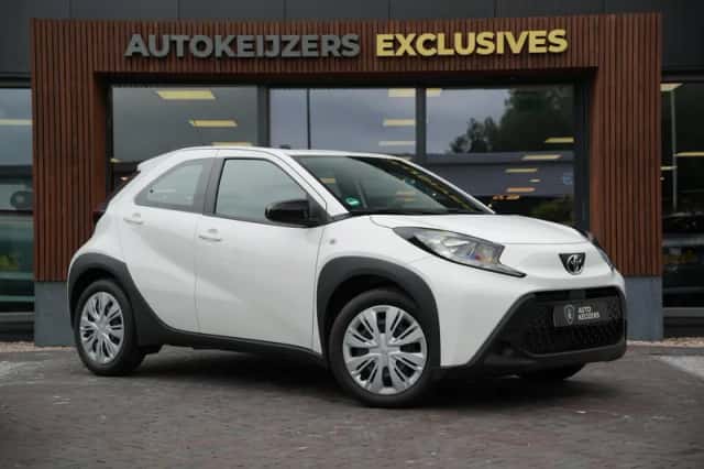 Toyota Aygo X (2025) thumbnail 1