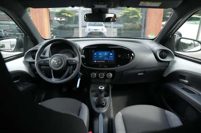 Toyota Aygo X (2025) thumbnail 2