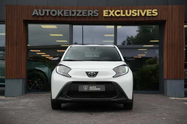 Toyota Aygo X (2025) thumbnail 3