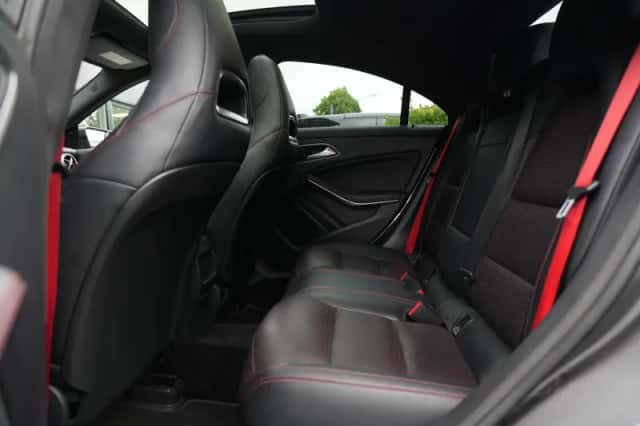 Mercedes-Benz CLA-Klasse (2014) thumbnail 6