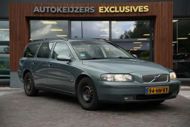 Volvo V70 (2001) thumbnail 1