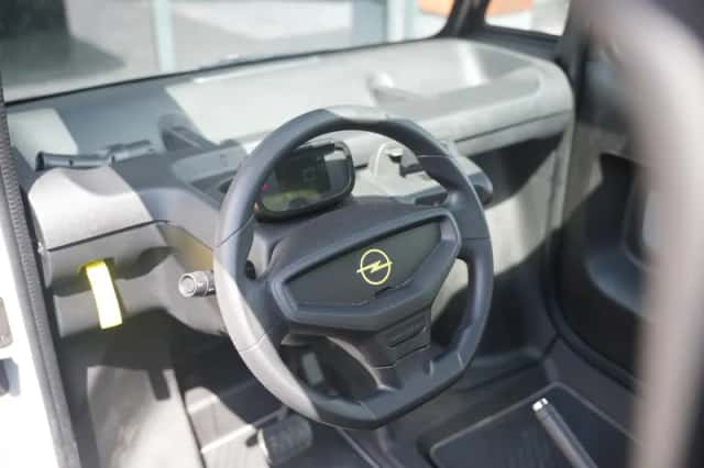 Opel Rocks-E Kargo (2023) thumbnail 2