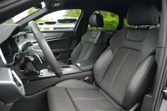 Audi A6 (2023) thumbnail 4