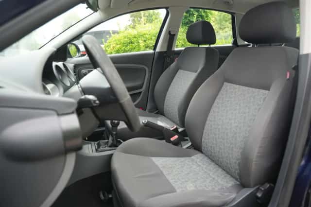 SEAT Ibiza (2007) thumbnail 4
